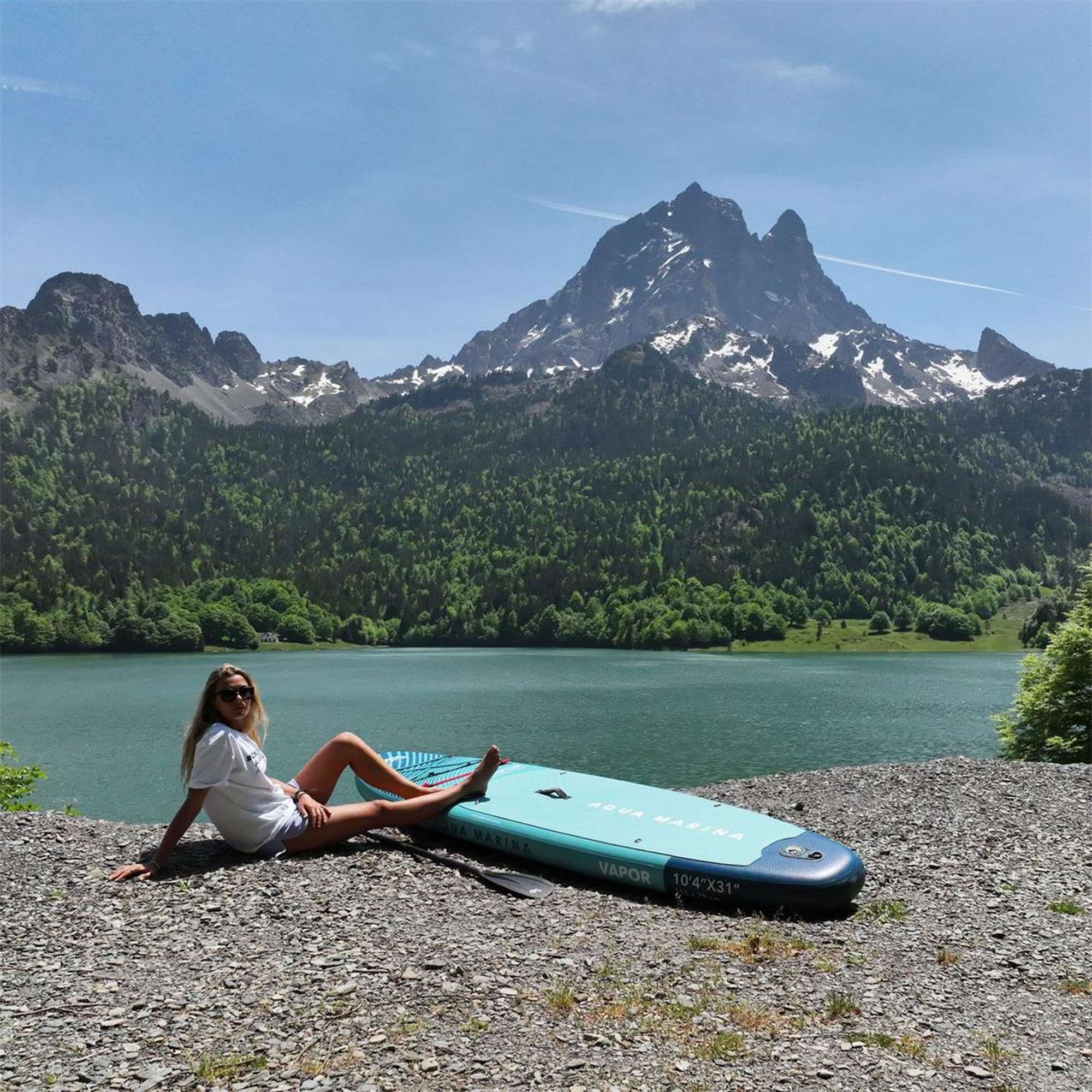 Aqua Marina Vapor 10 foot 4 iSUP Package