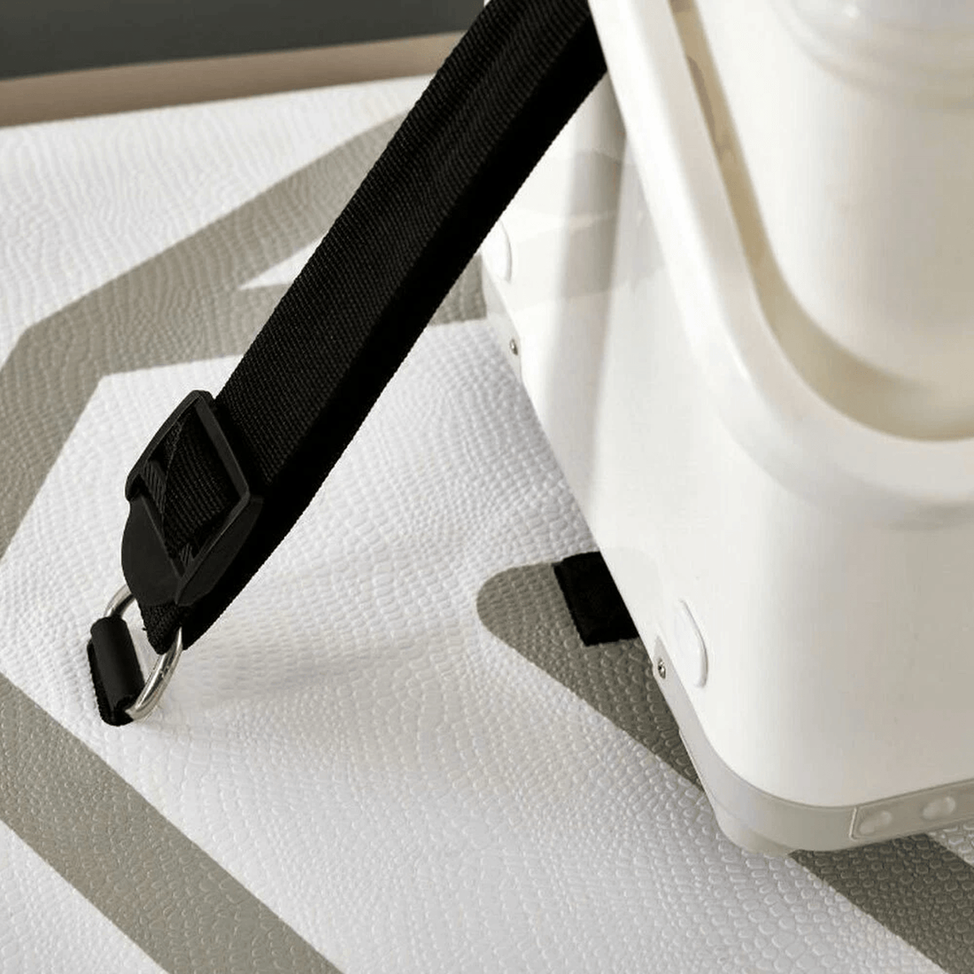 Aqua Marina 2 in 1 fishing cooler