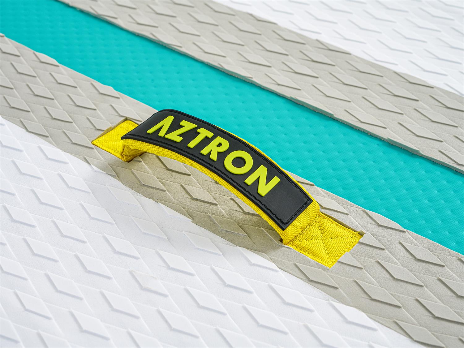 Aztron Super Nova (4)